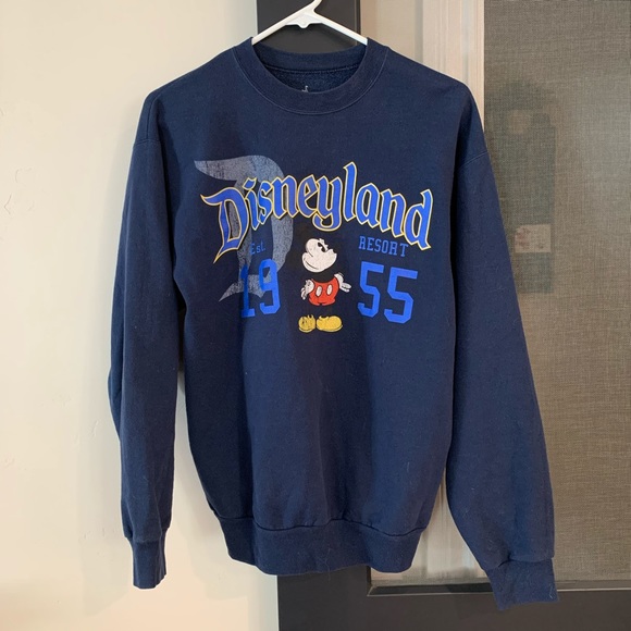 Disney Tops - VINTAGE Disneyland Crewneck Sweater